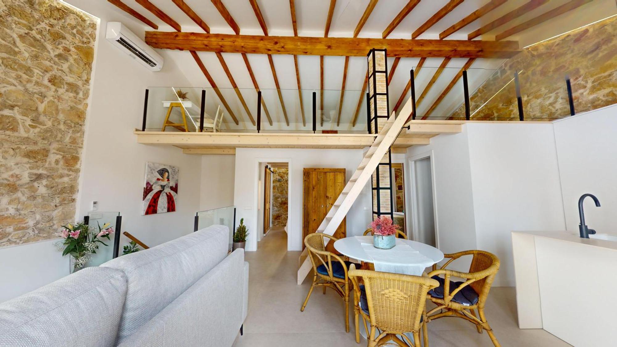 Ca La Iaia By Family Homes