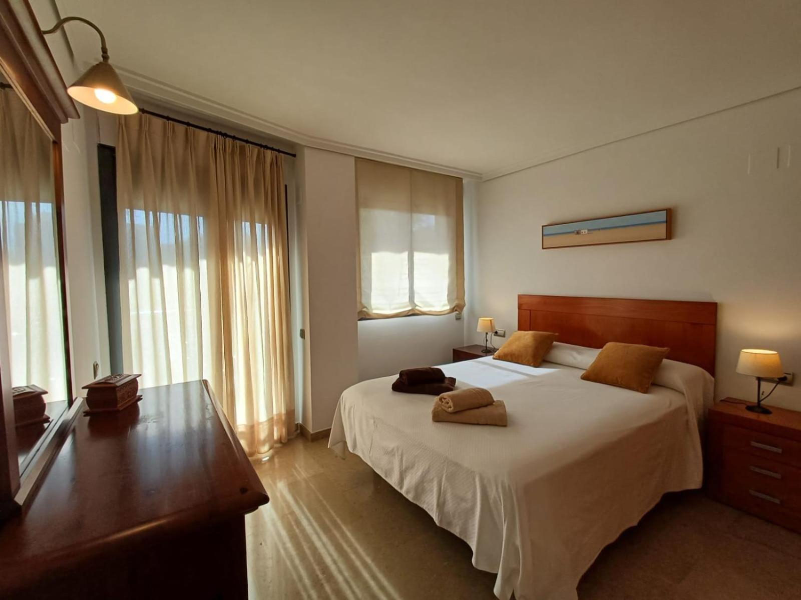 La Rosaleda, Centrico, Con Garaje Y Terraza Exterior Apartamento *