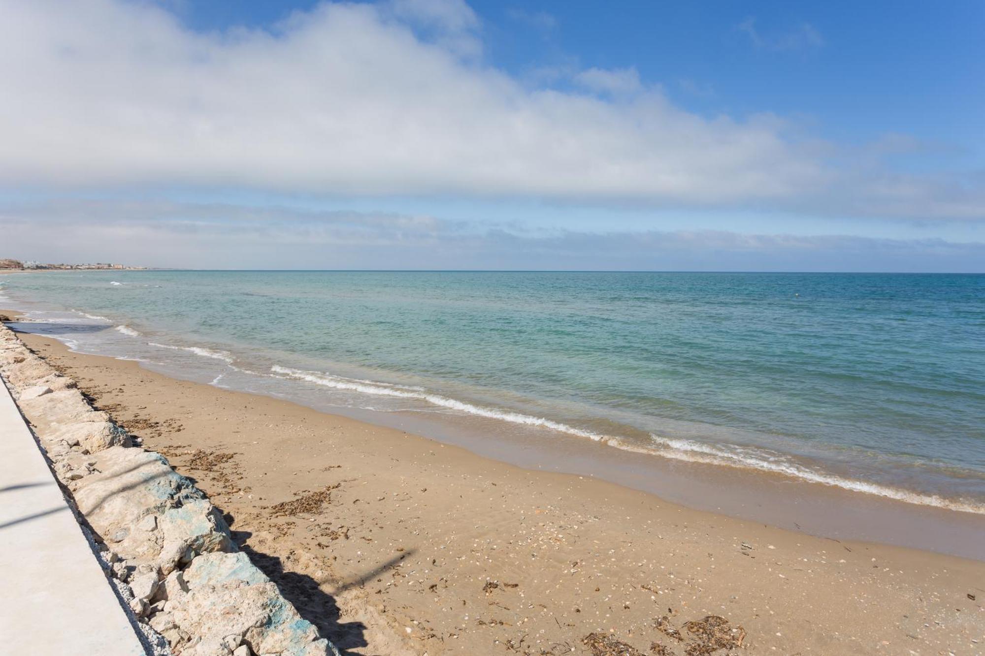 Nueva Playa A8 *