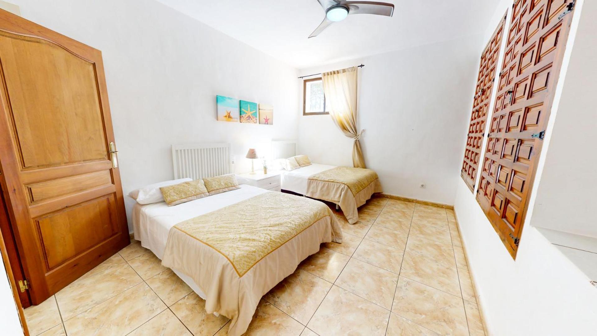 Villa Leon By Family Homes