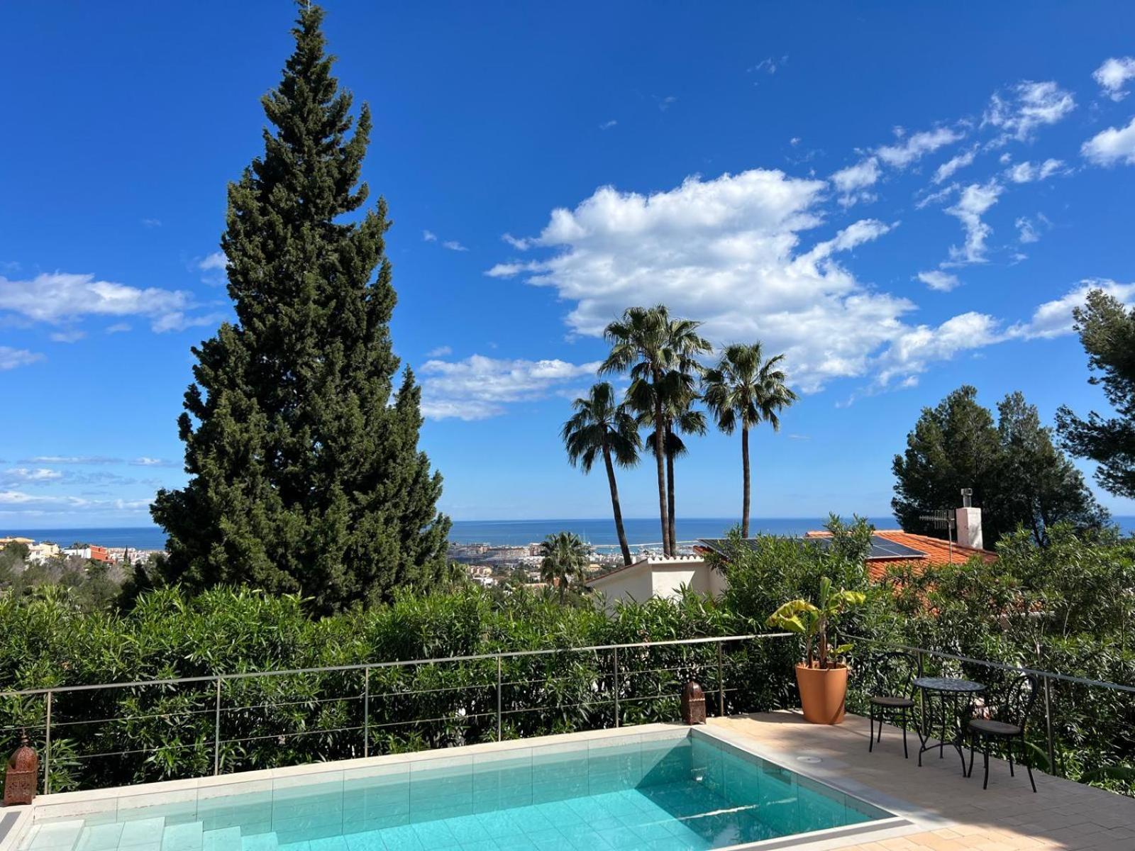 Сasa de vacaciones House With Swimming Pool And Amazing Sea And Mountain Views In Montgo,