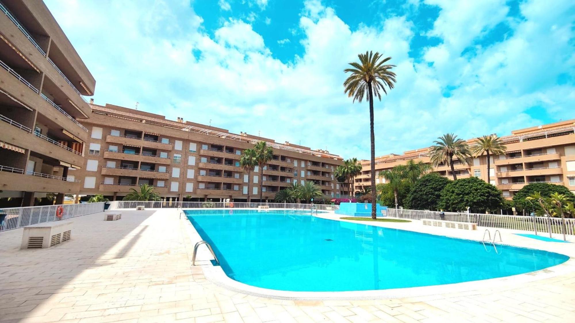 Tirolina By Edeal Homes Apartamento *