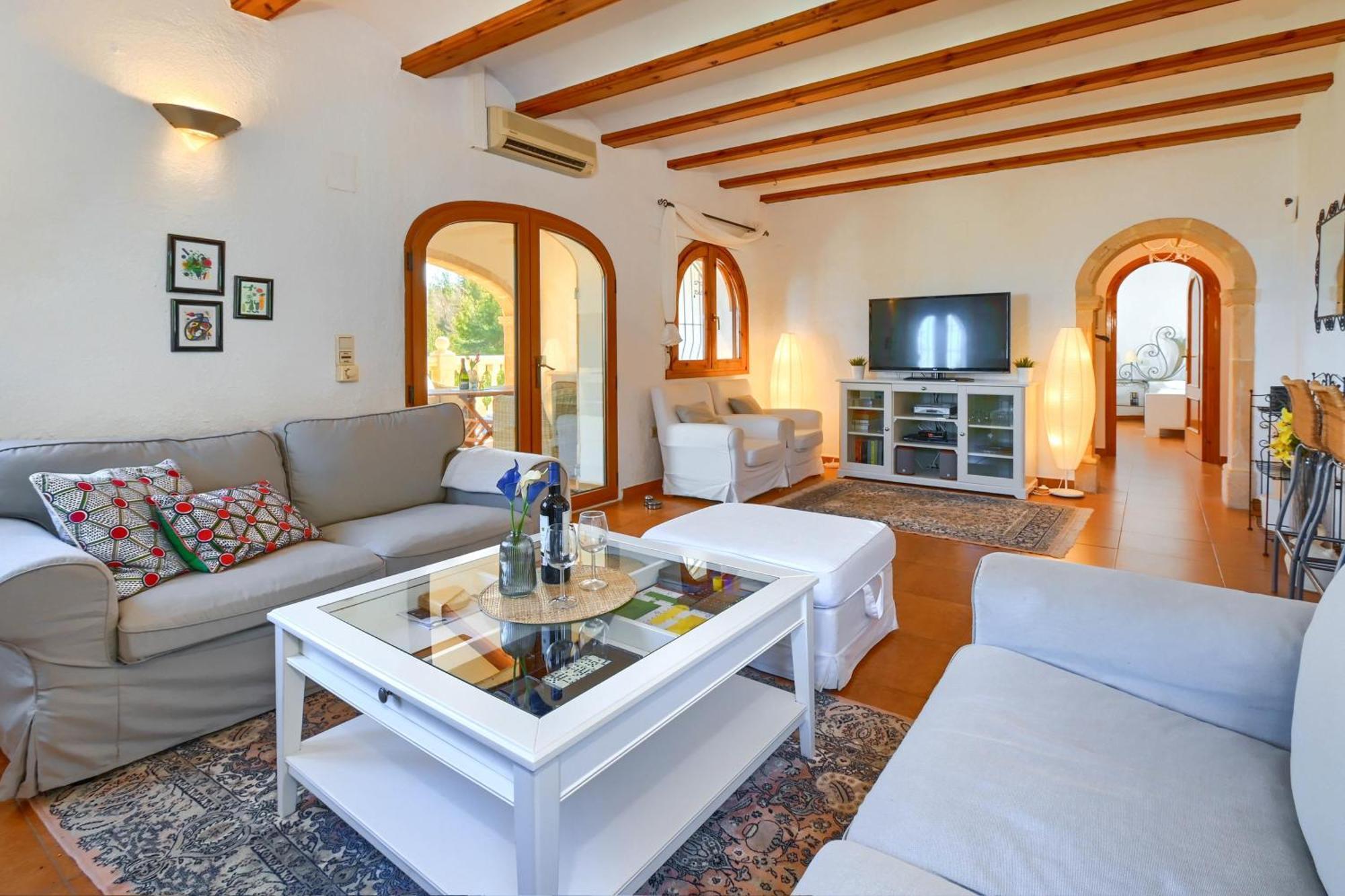 Lau Villa *