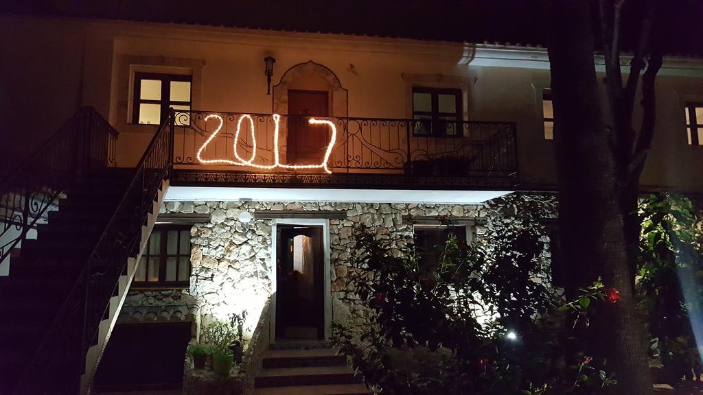 La Casa Del Vidre Country house *