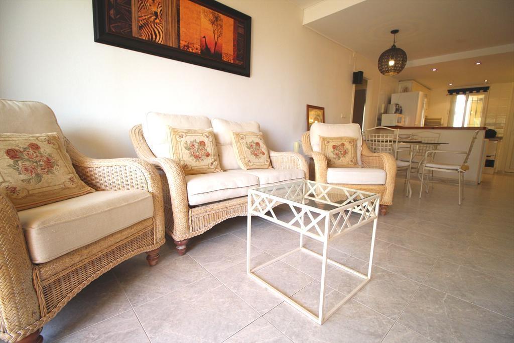 Apartamento Las Brisas 05 *