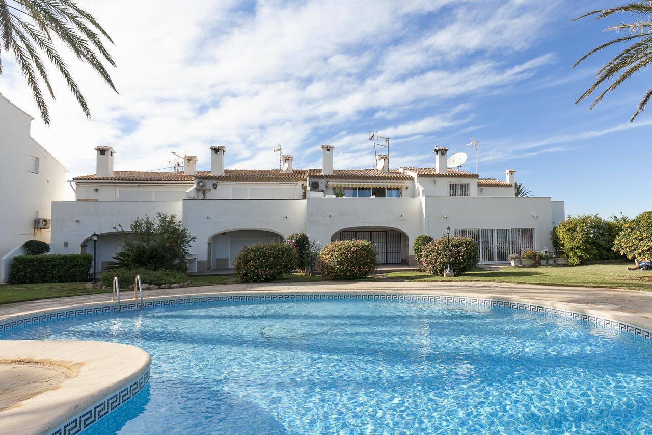 Solymar Apartment *