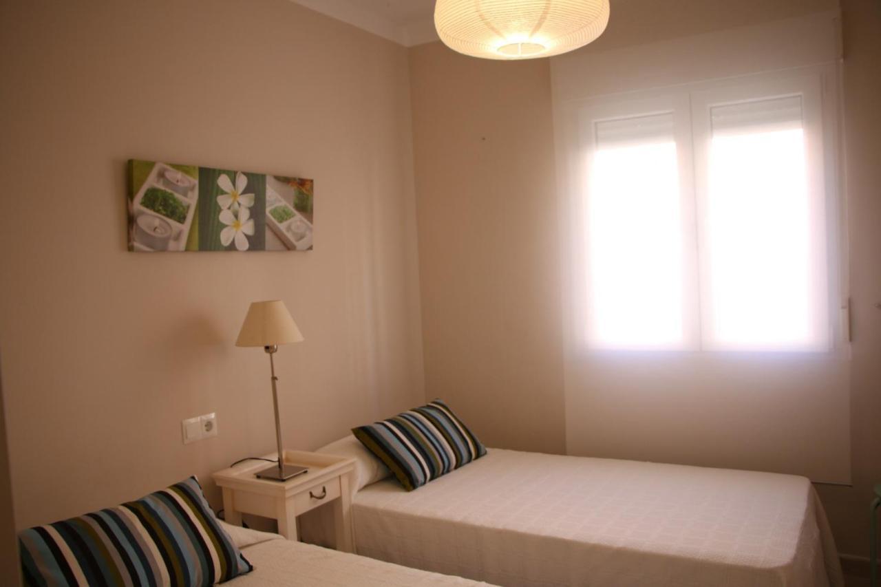 Apartamento Les Portelles Del Mar 1ª Línea Playa *