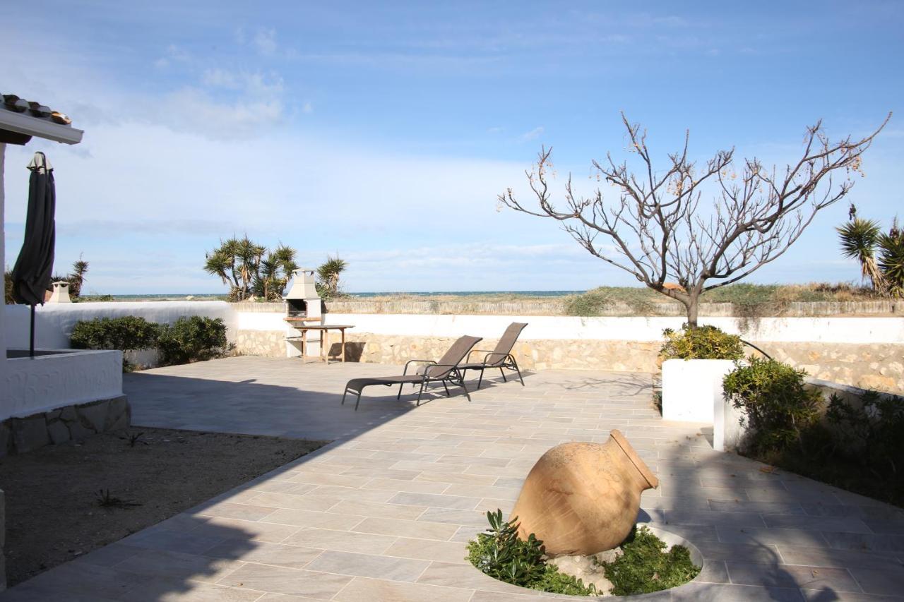 Villa Urbanizacion El Oasis, 20 En 1ª Linea Playa