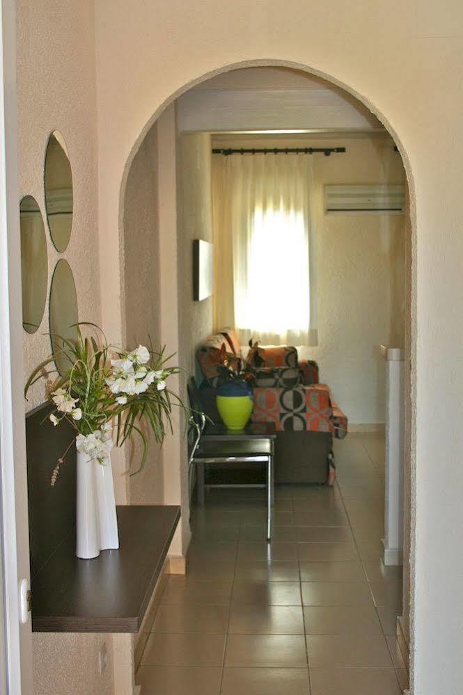 Serviden Retiro Park Ii 3*