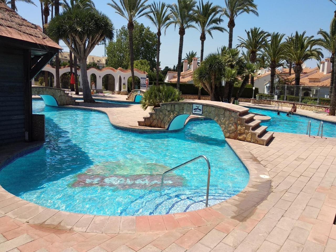 2 Hab Cerca Piscina Toboganes. Wifi Gratis Villa Denia