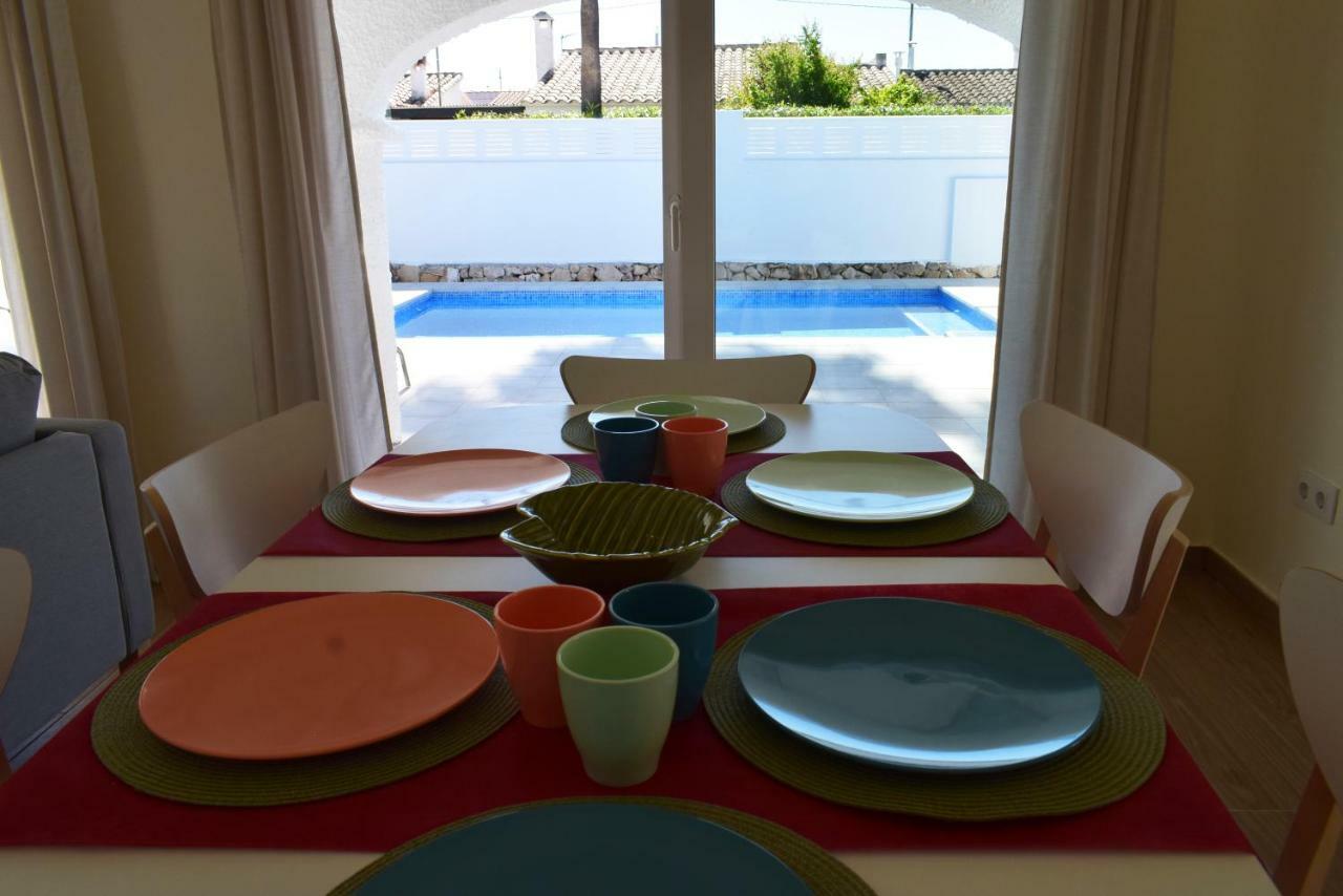 Anacasa Bacalla Piscina Privada Les Marines Ch3200 Holiday home *