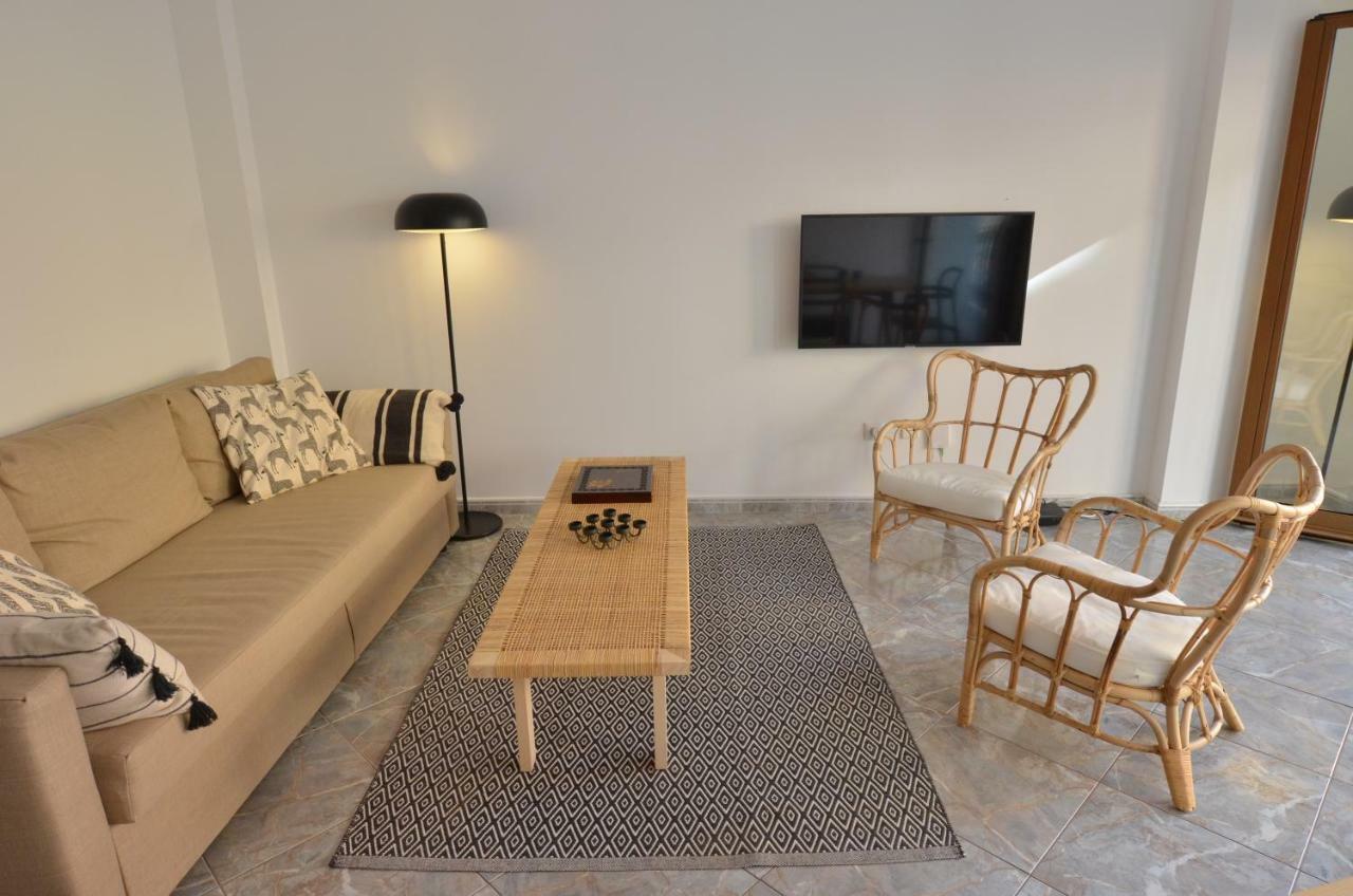 The Townhouse In Centre By Nras *