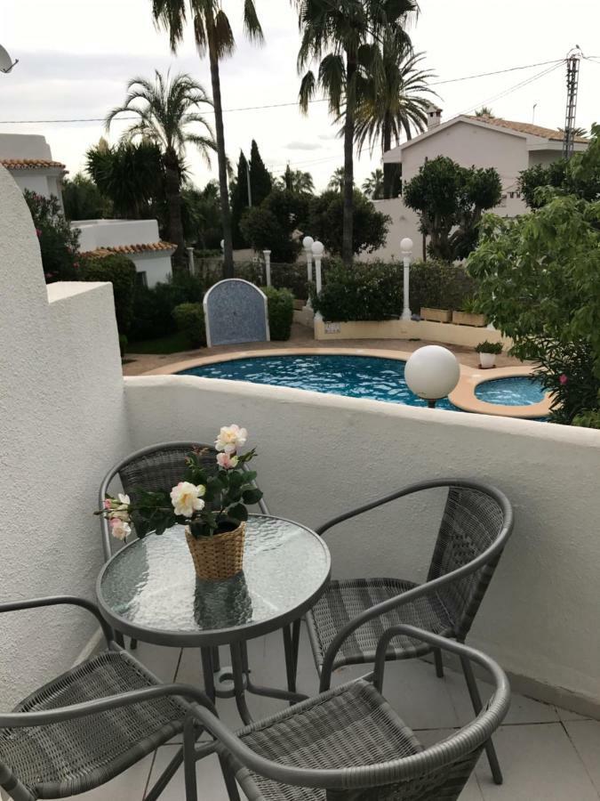 Oasis Paradise