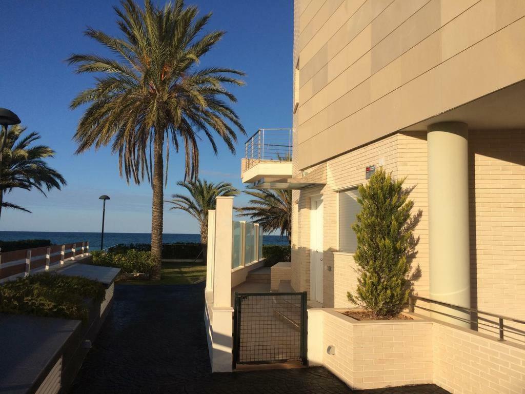 Marenia, Duplex En Primera Linea De Playa Apartment *