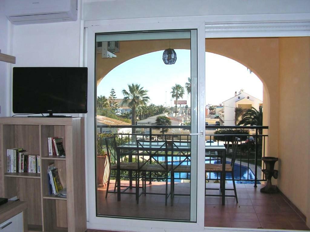 Golden Park Apartment