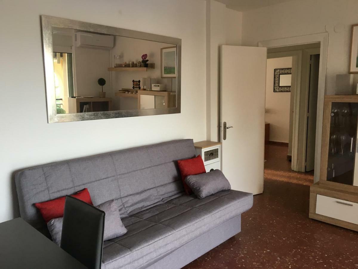 Golden Park Apartment