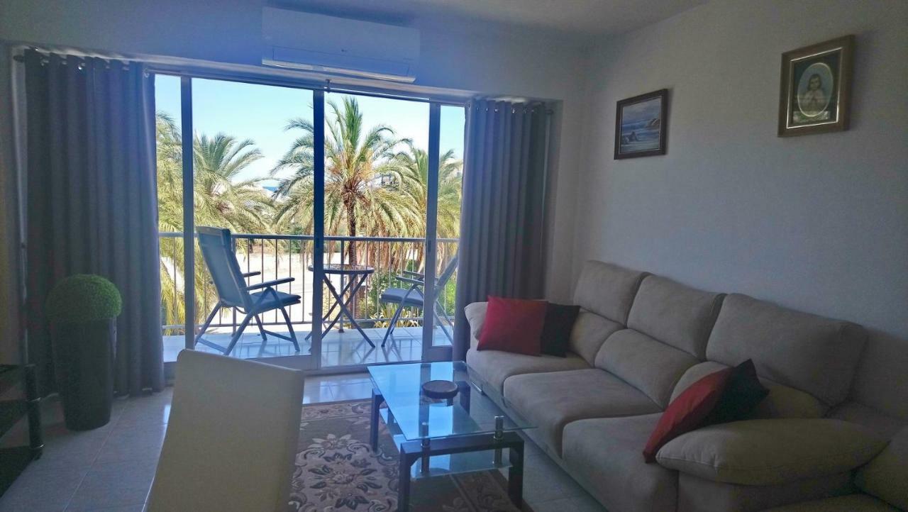 80 M From The Beach, Magnificent Views * Denia