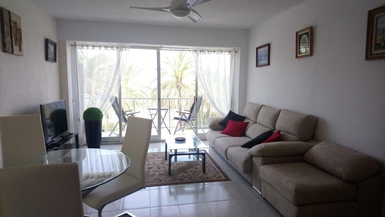 80 M From The Beach, Magnificent Views Denia