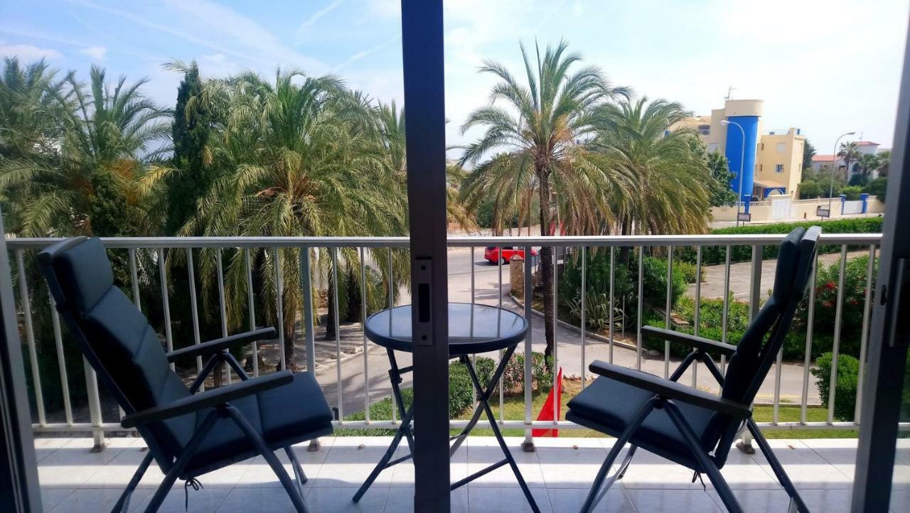 80 M From The Beach, Magnificent Views Apartment Denia