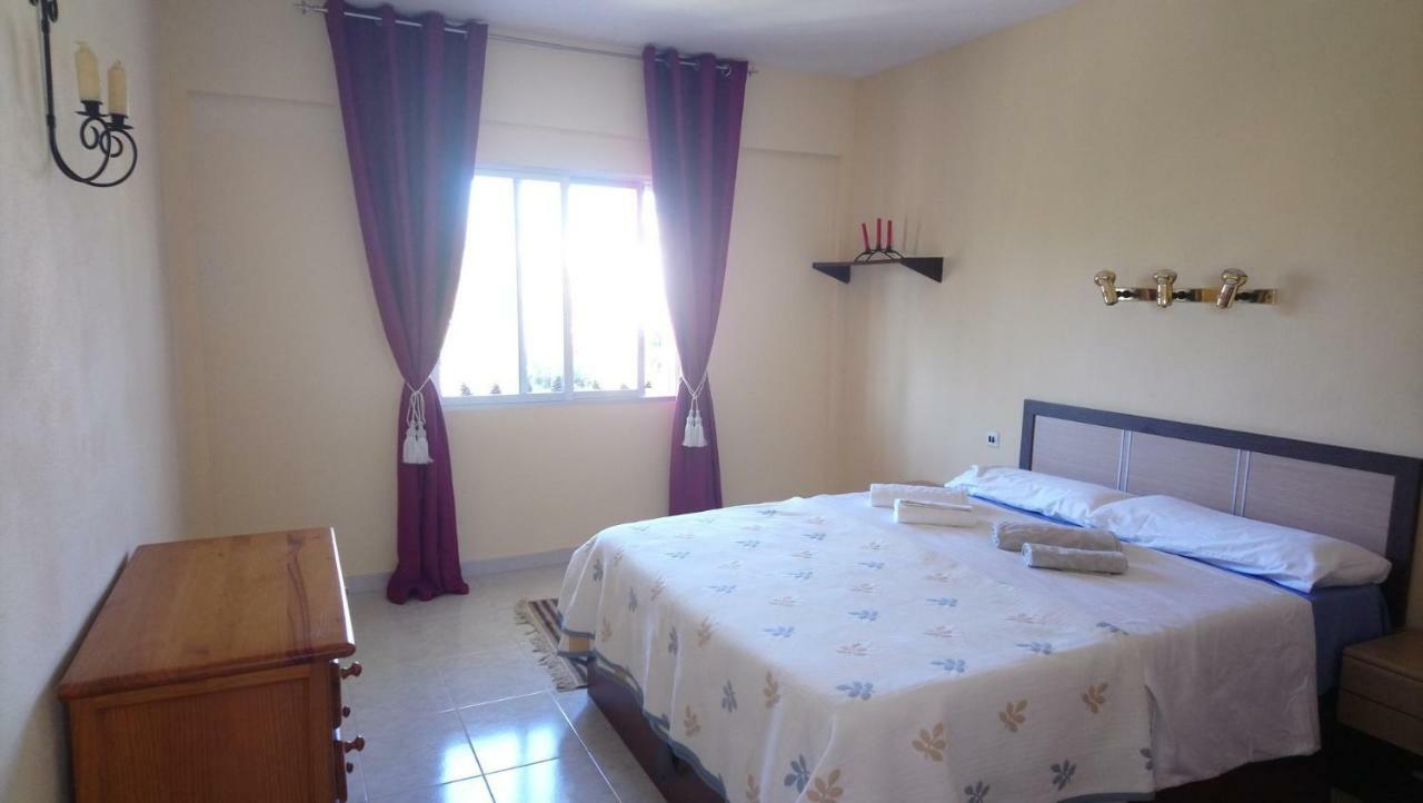 80 M From The Beach, Magnificent Views Apartment *