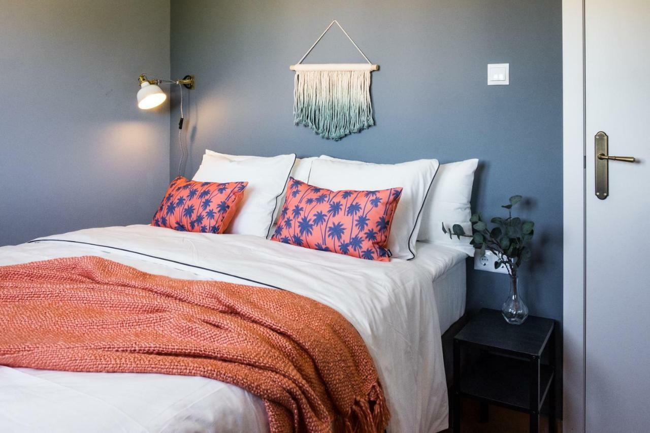 Coral Apartment