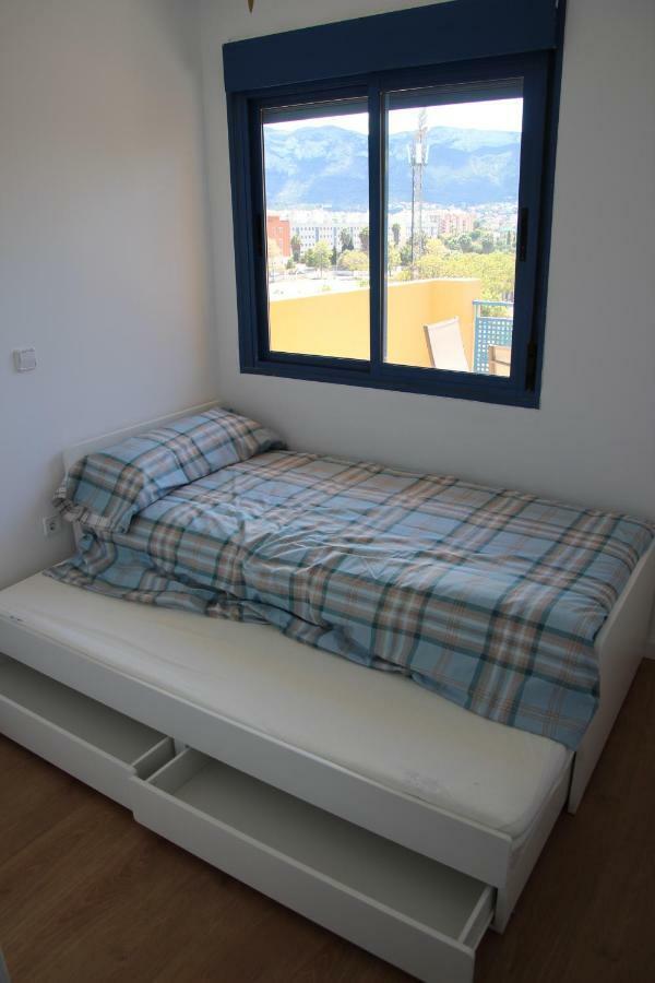Atico-duplex Cerca De Y La Playa -