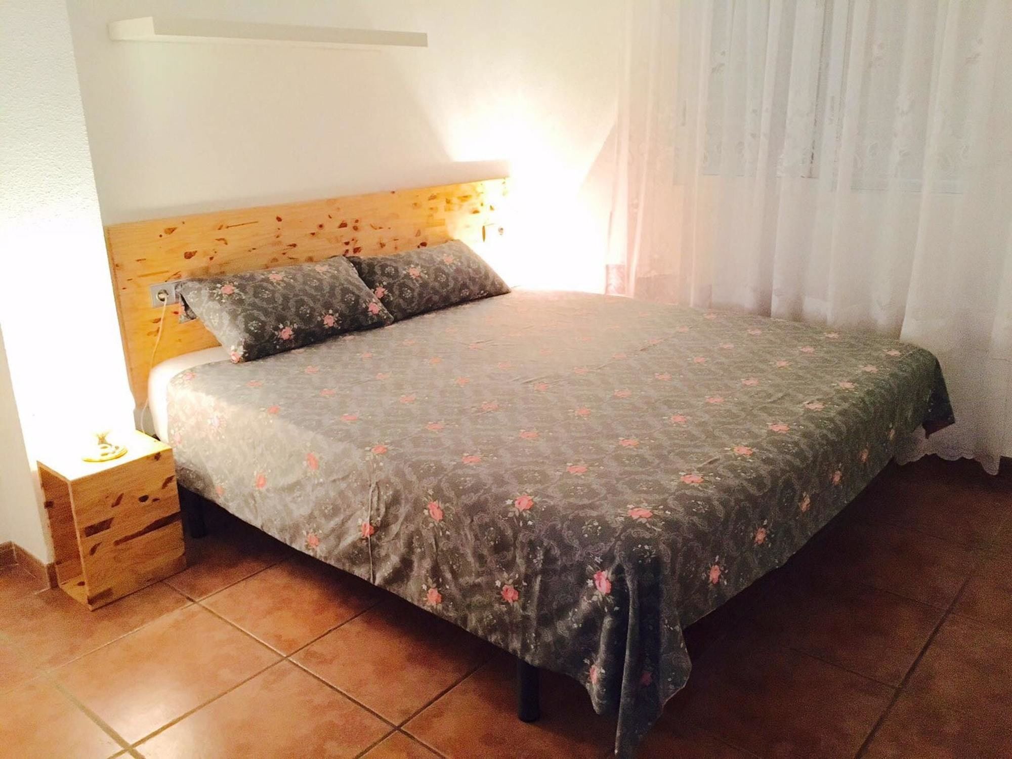 With 3 Bedrooms In Denia, With Wonderful View, Enclosed * Denia