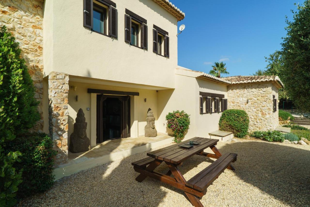 Villa Los Drossos 10 Pax