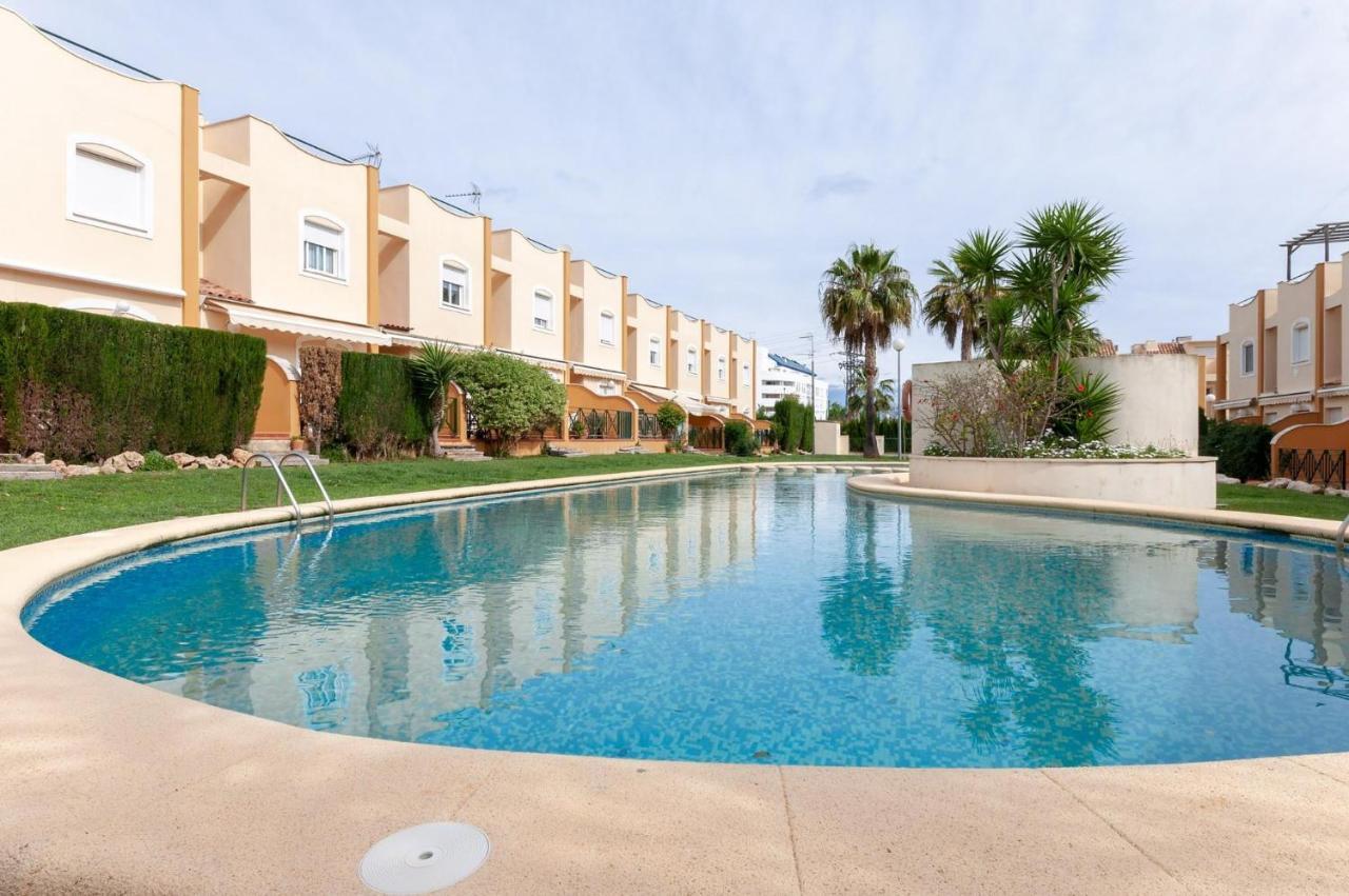 Del Montgo Apartment *