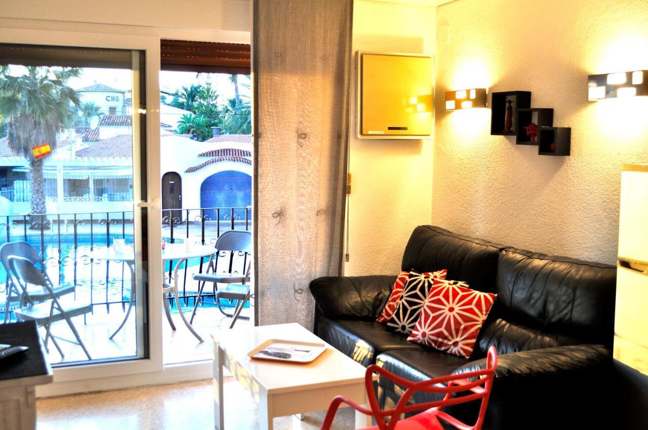 Retiro, 1 By Bookindenia * Denia