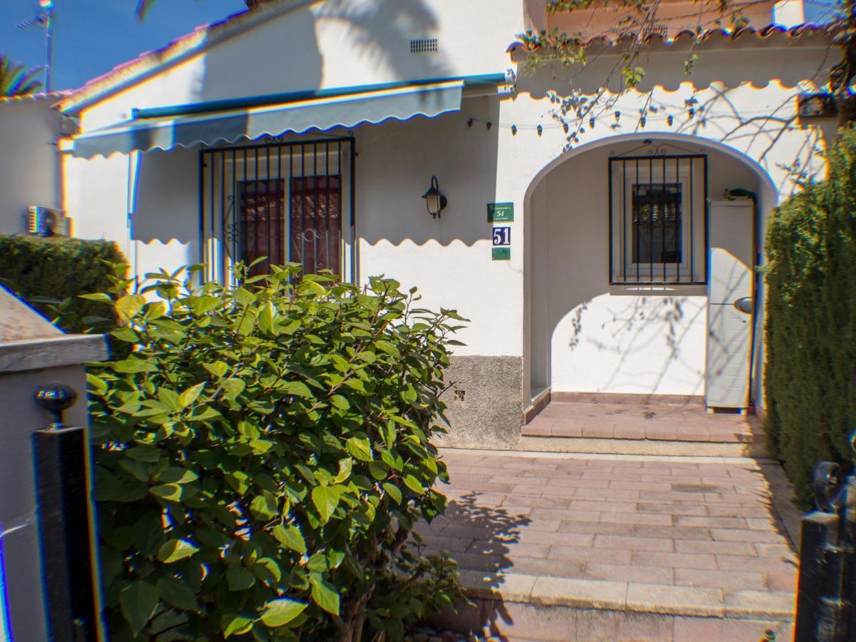 Villa 2 Hab Cerca Piscina Toboganes. Wifi Gratis *