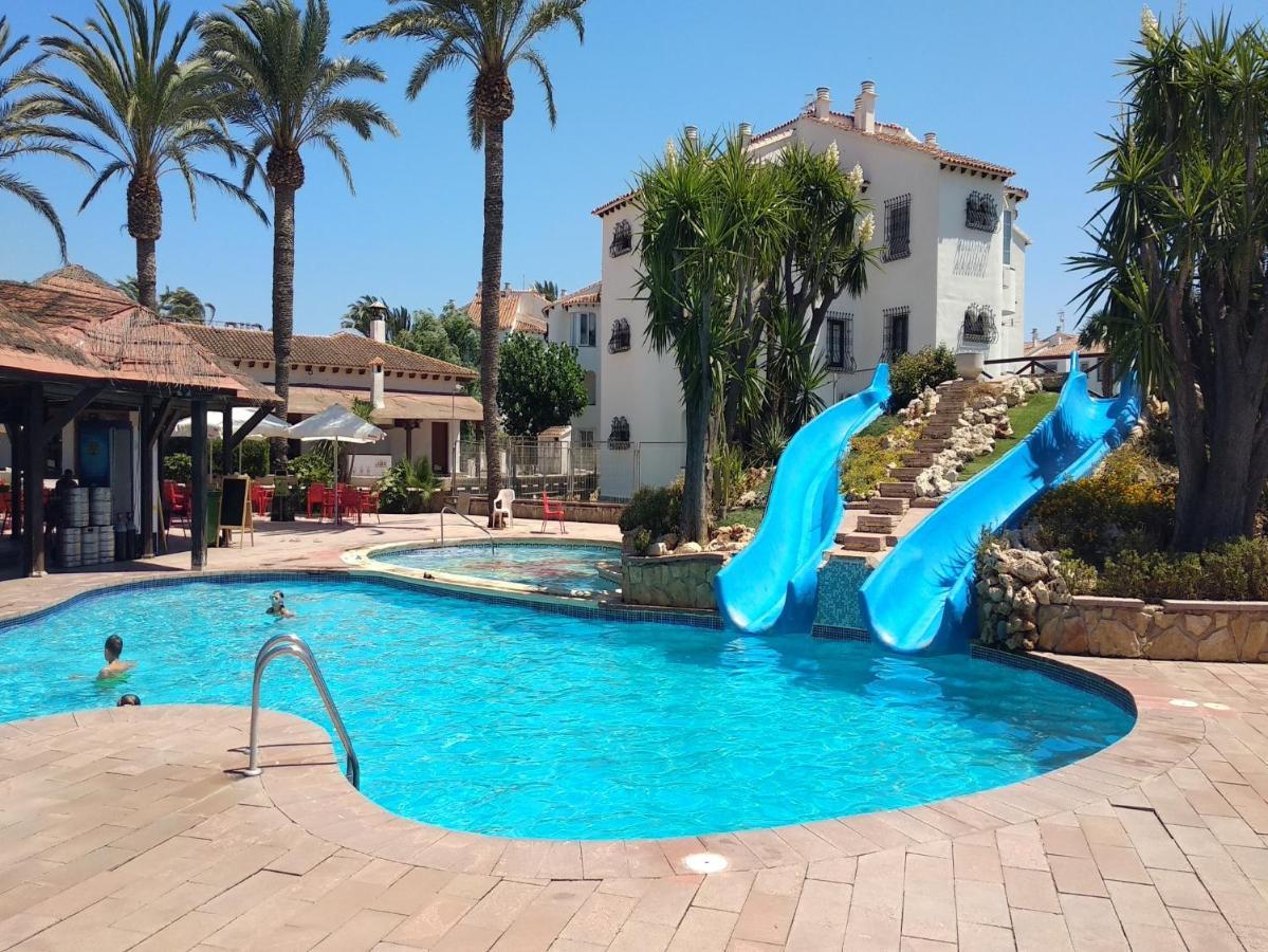 2 Hab Cerca Piscina Toboganes. Wifi Gratis * Denia