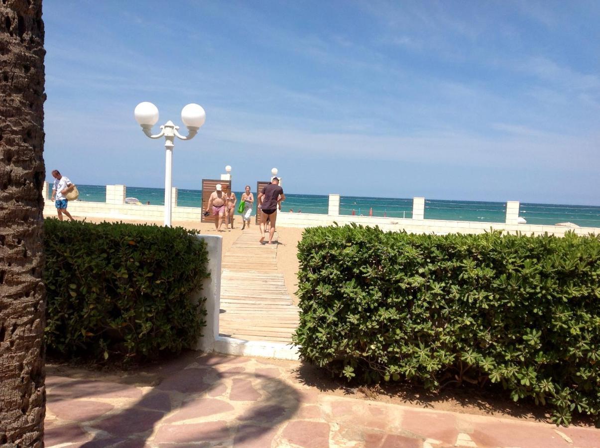 Urbanizacion Primera Línea De Playa Apartamento Dénia
