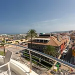 Nautilus, moderno ático en el puerto de Dénia