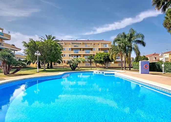 Denia Clemenvilla