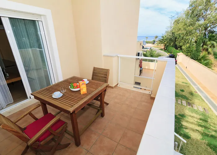 Carlton Playa Apartaments