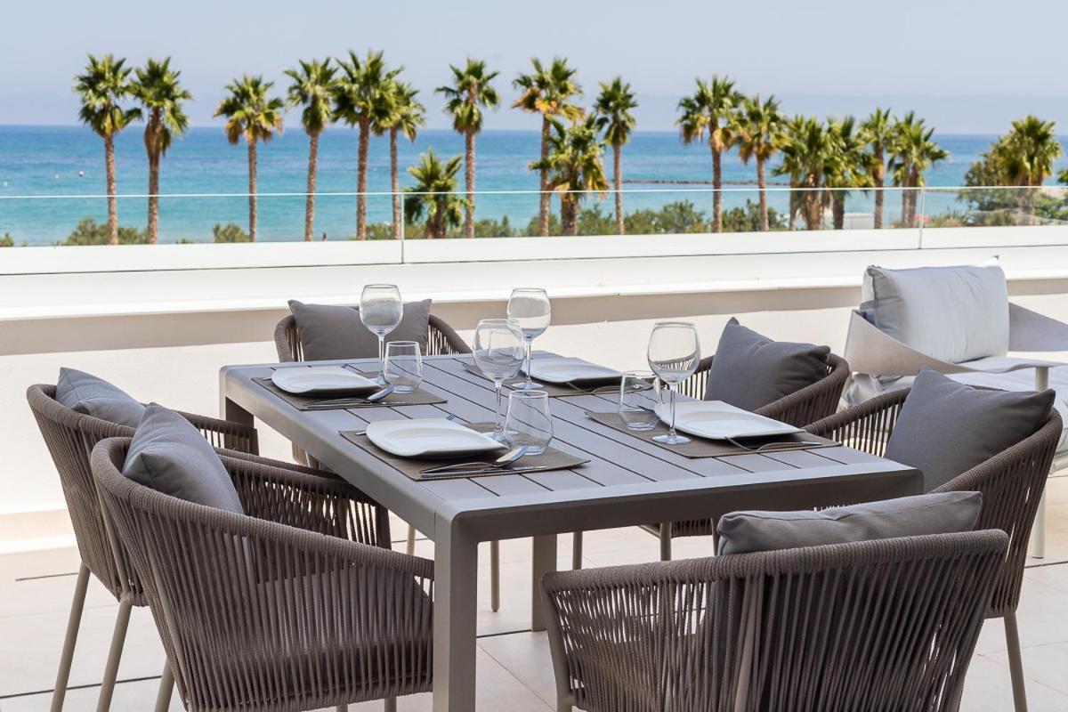 Apartment Apartup Beachfront Deluxe *