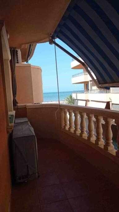 Apartamento Vistas Al Mar A Escasos 50 Metros Dénia