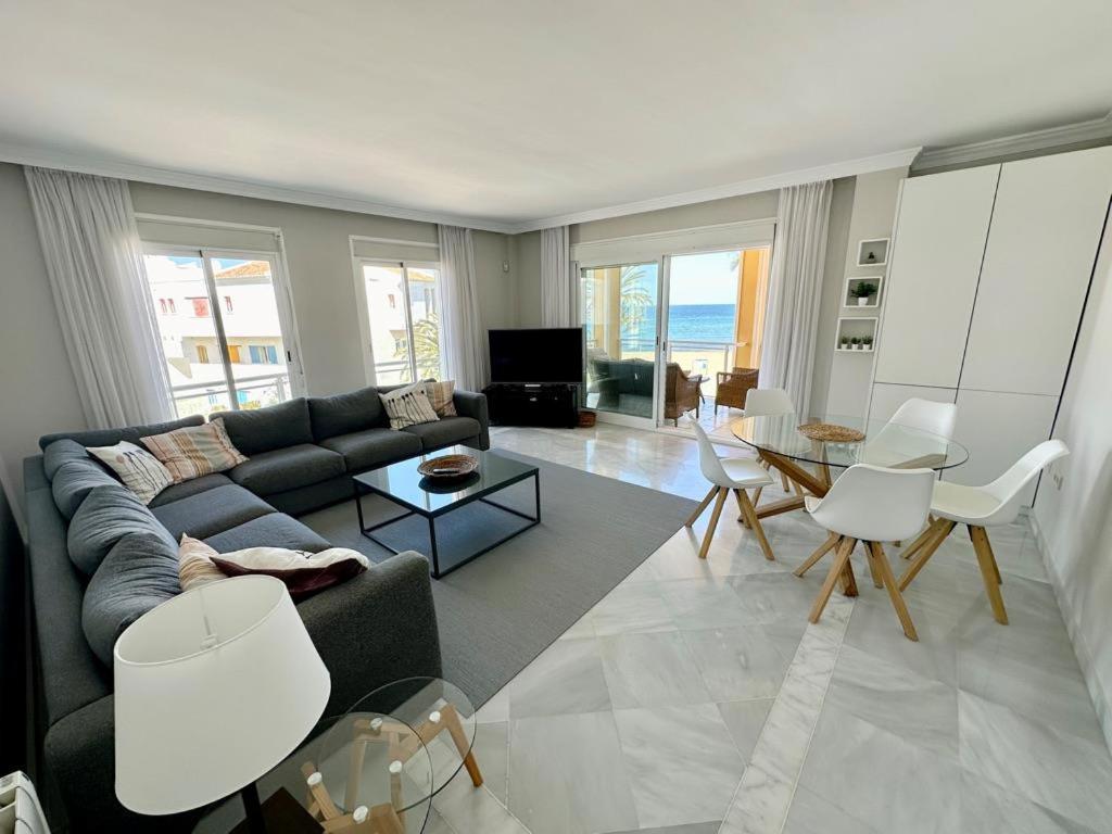 Coral 63 By Homeprive Apartamento Dénia