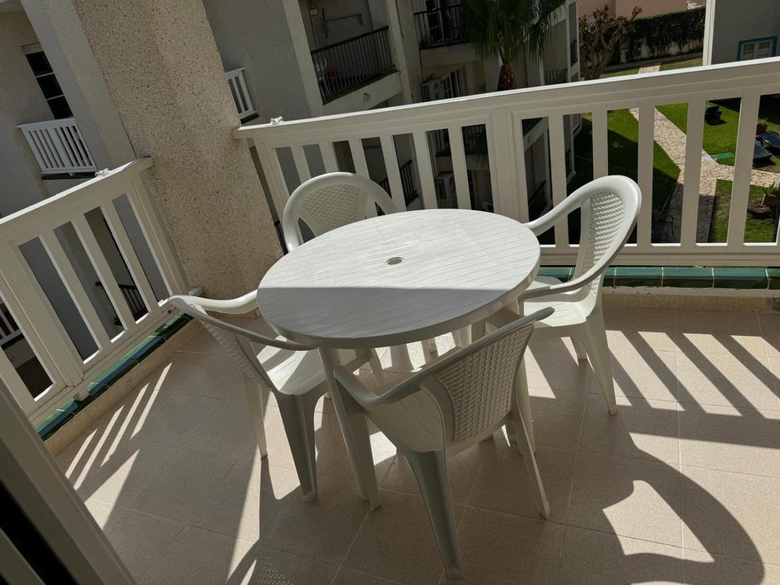 1 Apartment