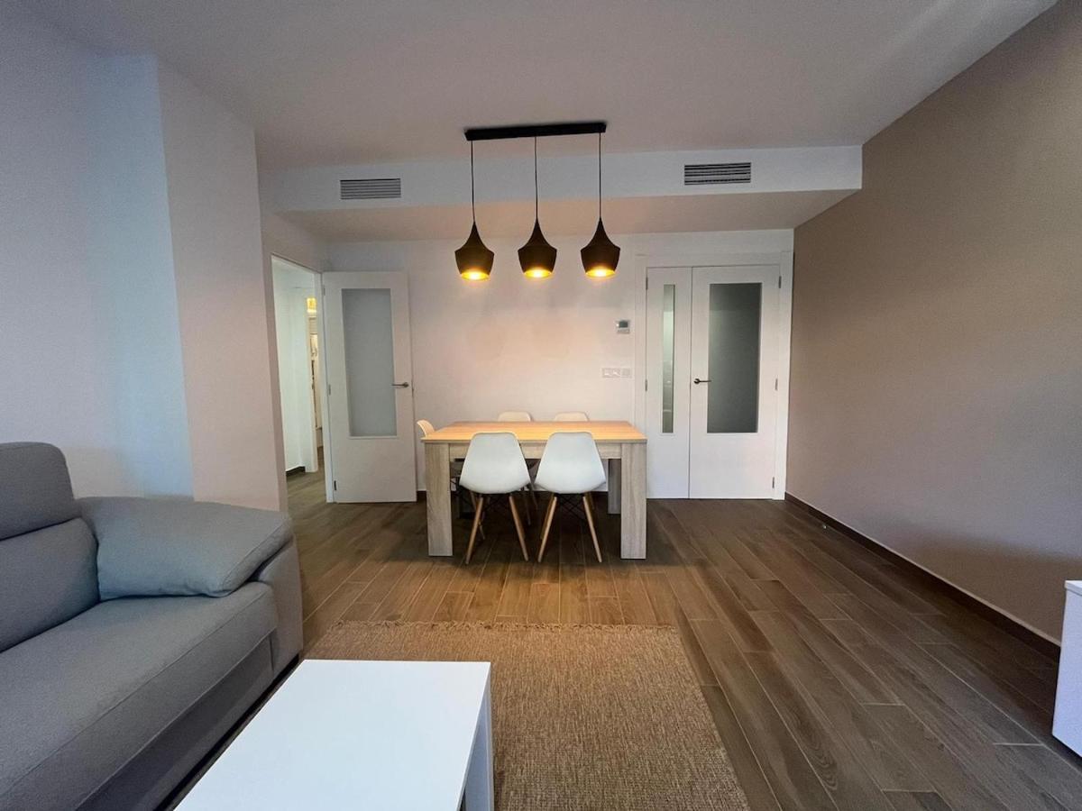 Apartamento Moderno Centrico Con Piscina Y Parking