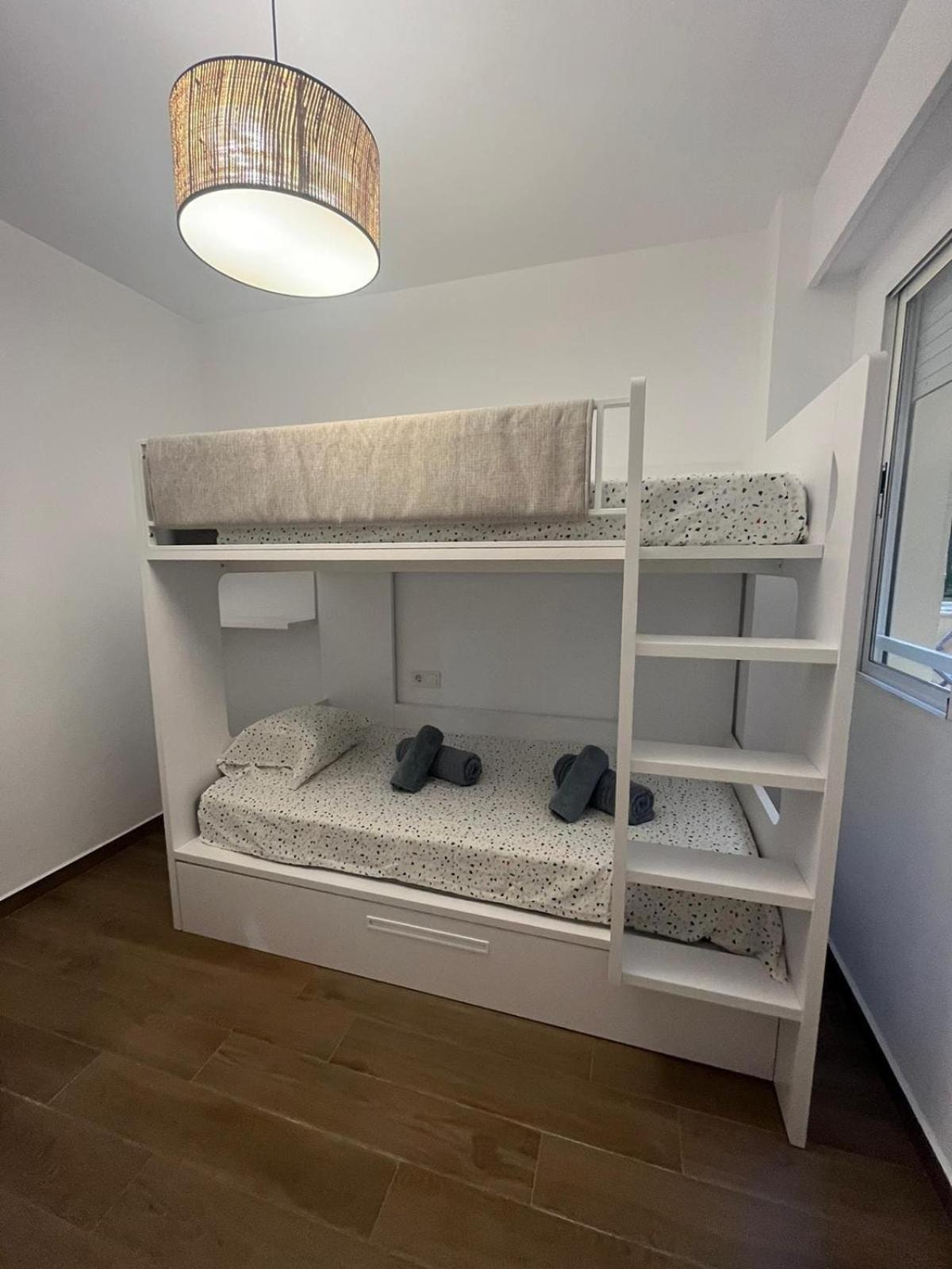 Moderno Centrico Con Piscina Y Parking * Dénia