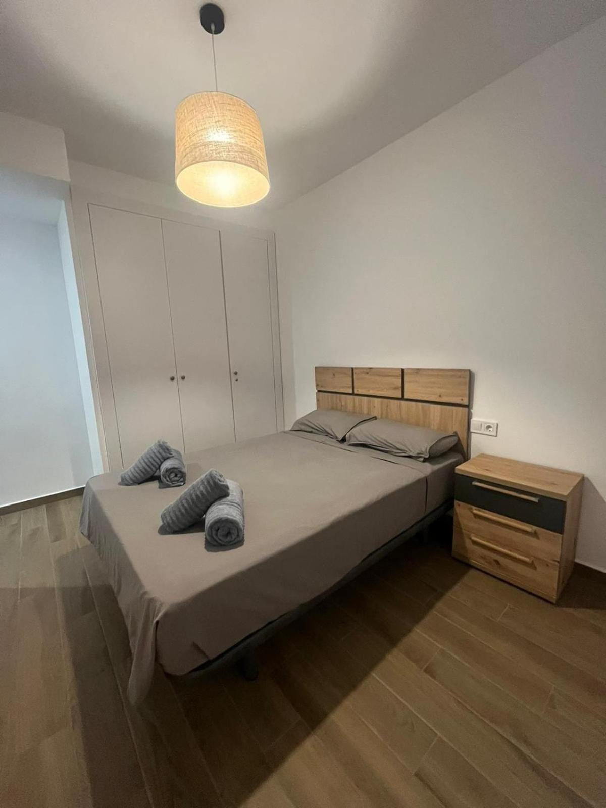 Moderno Centrico Con Piscina Y Parking *