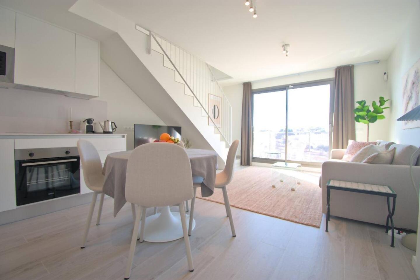 Coastal Chic By Edeal Homes Apartamento