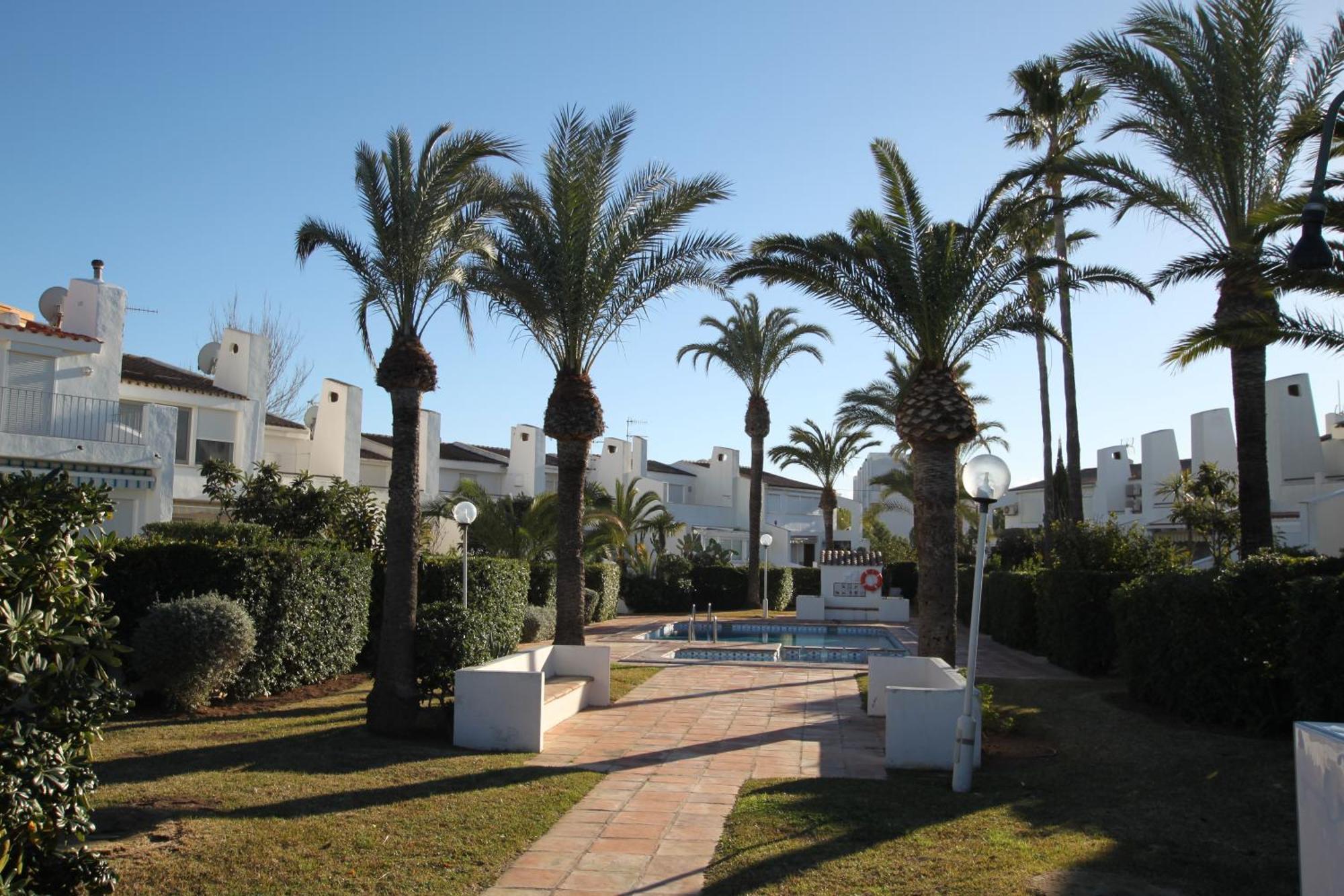 Holiday home Mit Pool, Primera Linea