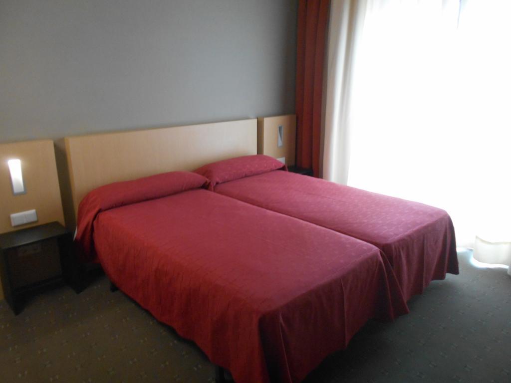 Hotel Montgo 2*