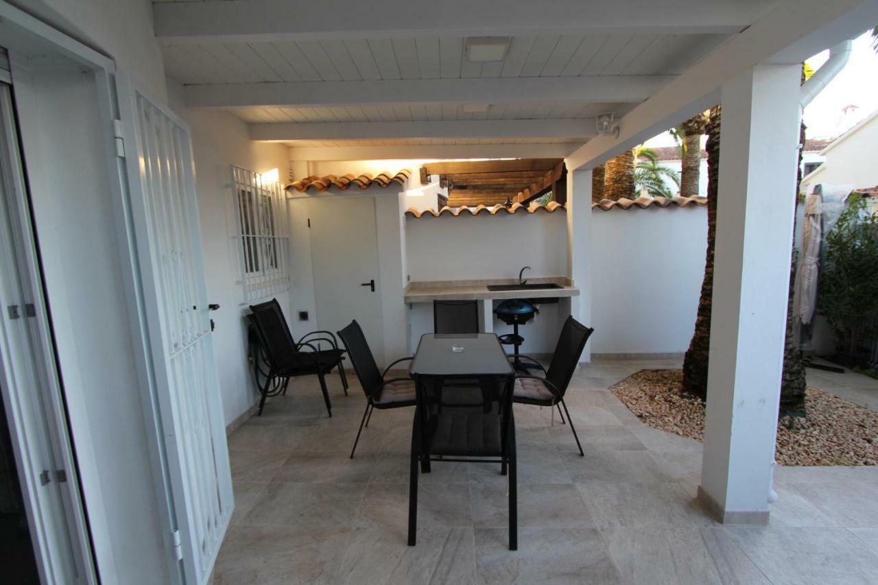 Apartamento Adosado En Urbanizacion El Palmar Dénia