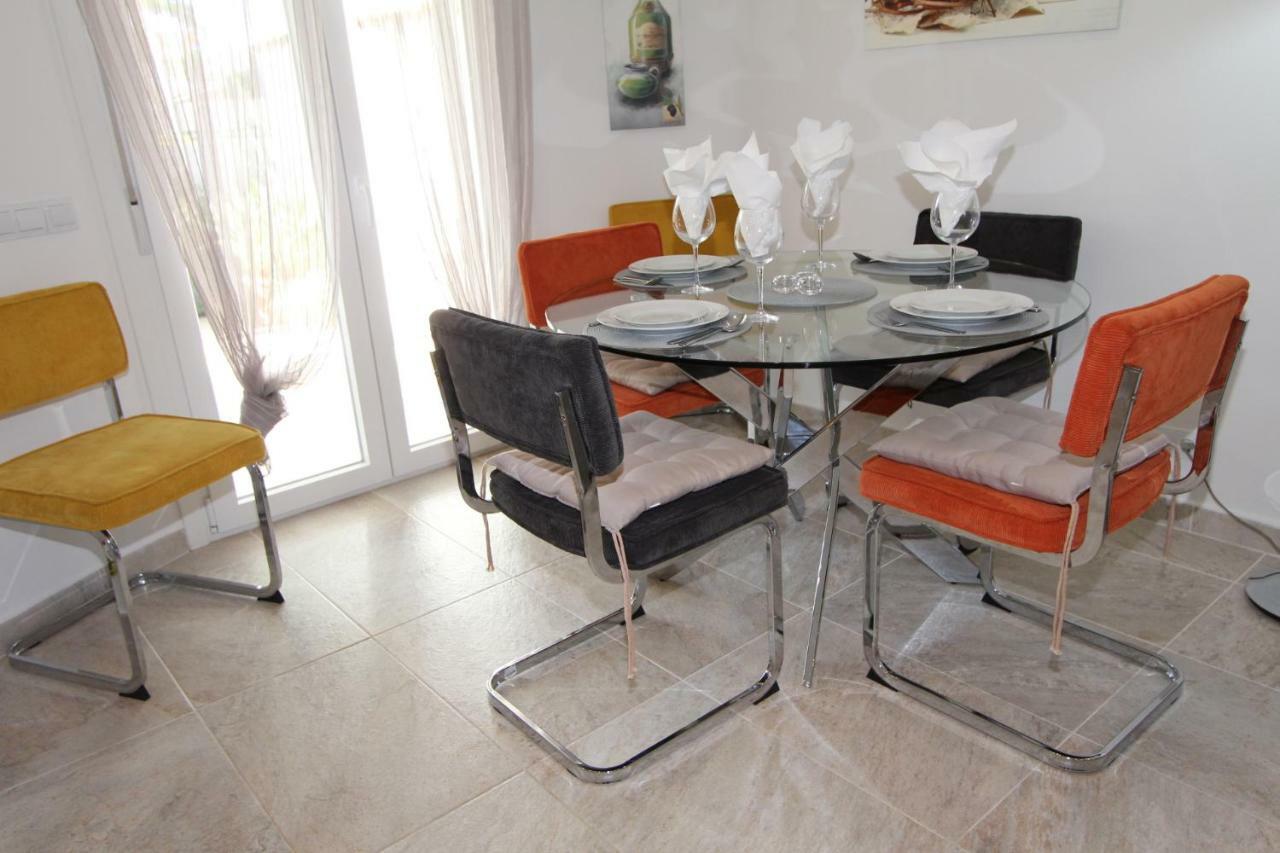 Apartamento Adosado En Urbanizacion El Palmar *