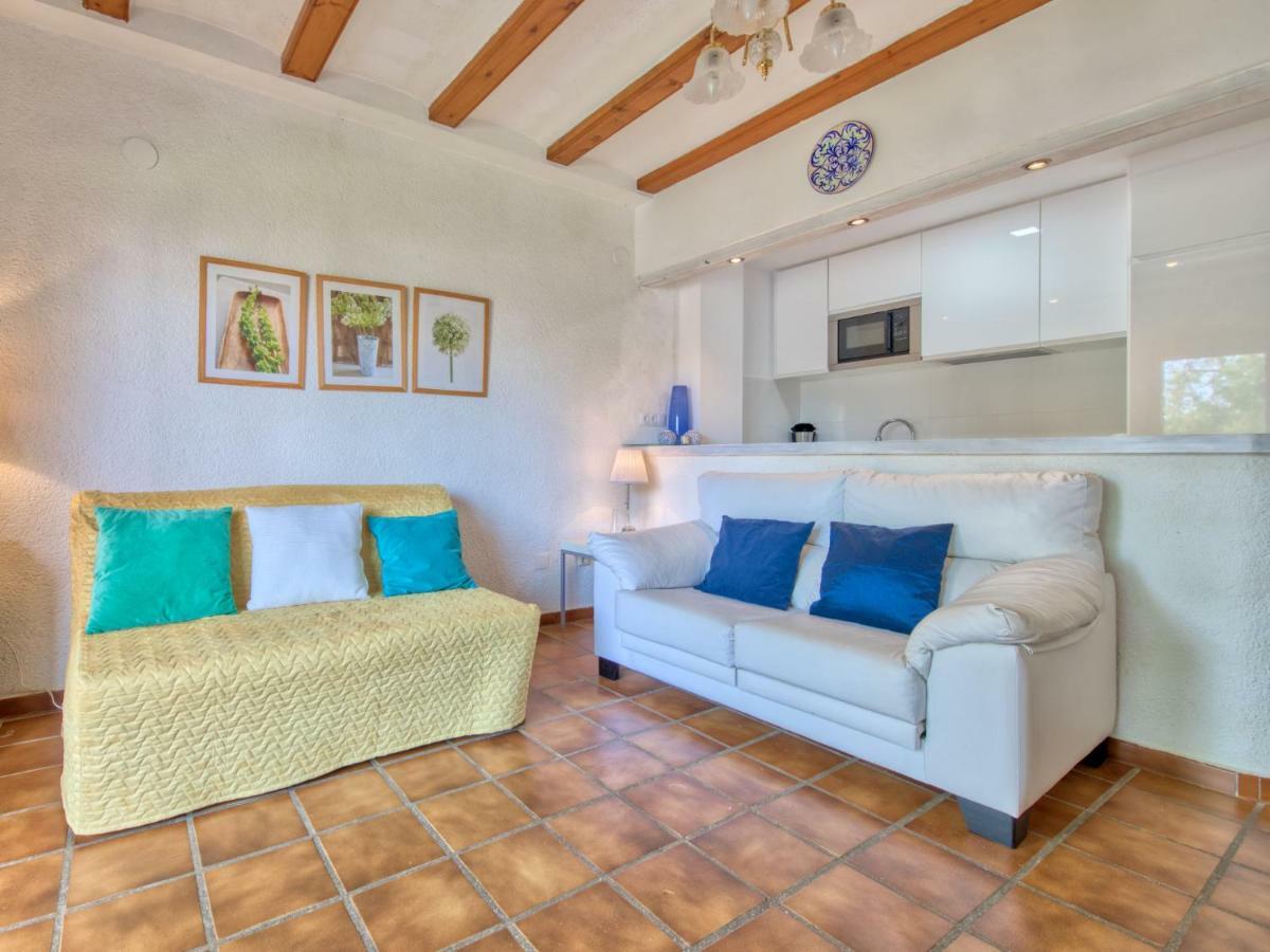 Les Arenes-7 By Interhome