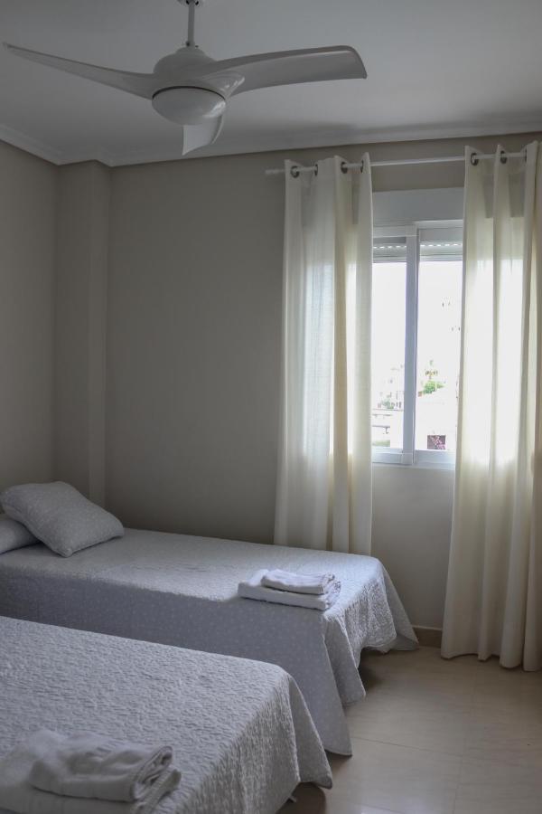 Residencial Mediterraneo Apartment